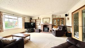 Sitting Room- click for photo gallery
